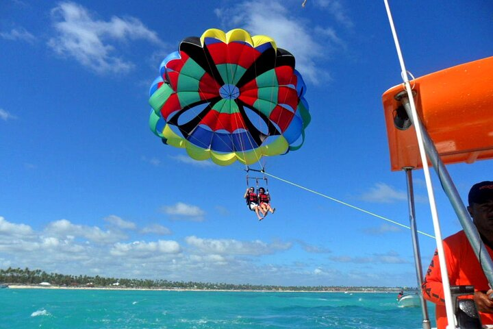 Adrenaline in parasailing for your shared group from punta cana - Photo 1 of 12